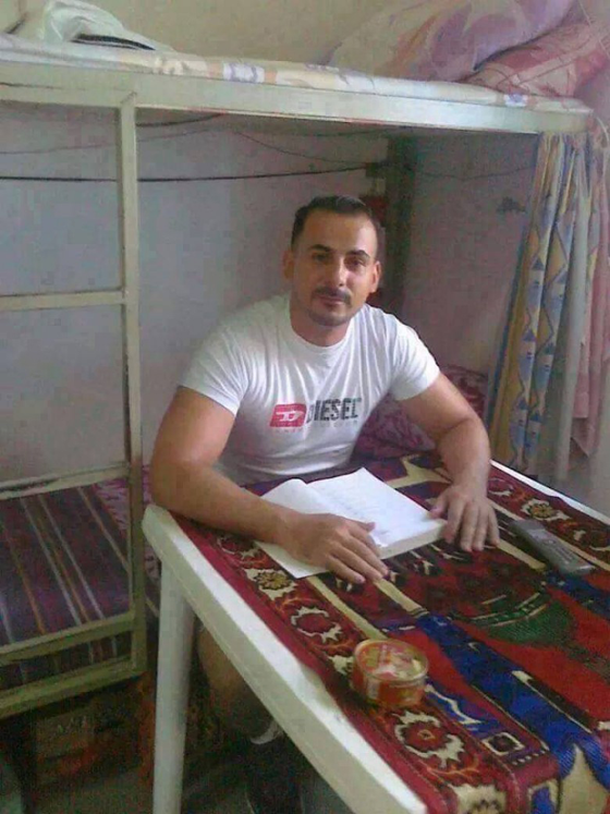 المعدة الفلسطينية الخاوية تتنصر على السجان الاسرائيلي